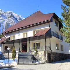 Парк-отель Озон Лэндхауз / Ozon Landhaus Park Hotel, Эльбрусский район, Республика Кабардино-Балкария