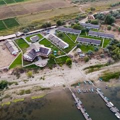 Рыболовно-охотничий клуб Альпийская деревня, Наримановский район, Астраханская область