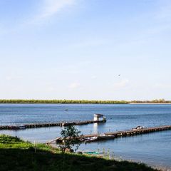 Рыболовно-охотничий клуб Альпийская деревня, Наримановский район, Астраханская область