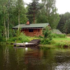 Баня на берегу озера Новоуральск