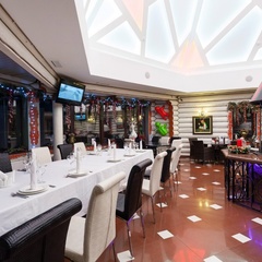 Парк-отель Орловский, Ленинский район, Московская область