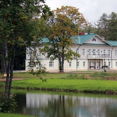 База отдыха  Музей-усадьба дворян Леонтьевых, Ростовский район, Ярославская область
