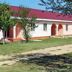 База отдыха Лилия, Ленинский район, Крым