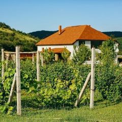 Конно-туристическая база Ход конем, Белогорский район, Крым