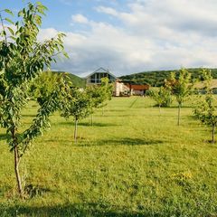 Конно-туристическая база Ход конем, Белогорский район, Крым