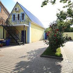 Гостевой дом Гостиный Домик, Крым