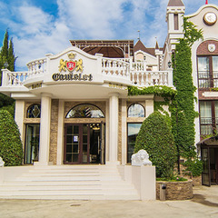 Отель Камелот, Малореченское, Крым