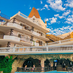 Отель Камелот, Малореченское, Крым