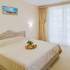 Отель Камелот, Малореченское, Крым