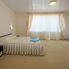 Отель Камелот, Малореченское, Крым