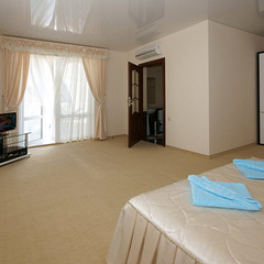 Отель Камелот, Малореченское, Крым