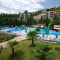 Отель Аквапарк / Миндальная роща, Алушта, Крым