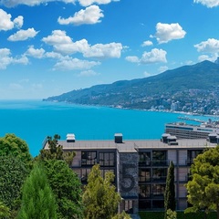 Отель Green park Yalta-Intourist, Ялта, Крым