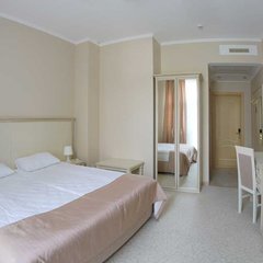 Отель Голубой Залив, Крым