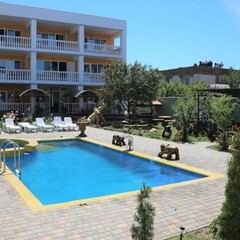 Гостиница Золотой слон, Николаевка, Крым