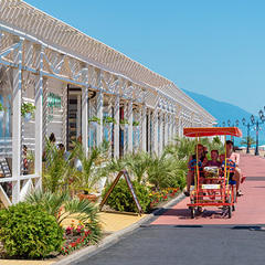 Отель Русский дом 14 квартал / Barkhatnye Sezony Russky Dom Resort 14 Kvartal, Адлер, Краснодарский край