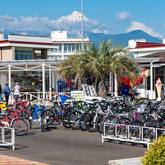 Отель Русский дом 14 квартал / Barkhatnye Sezony Russky Dom Resort 14 Kvartal, Адлер, Краснодарский край