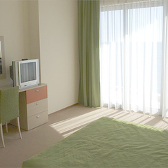 Отель Морской / Комплекс Миндальная роща, Алушта, Крым