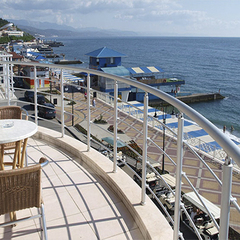 Отель Морской / Комплекс Миндальная роща, Алушта, Крым