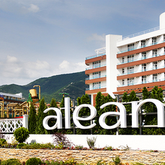 Отель Alean Family Resort & SPA Biarittz, Геленджик, Краснодарский край