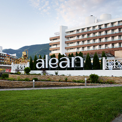 Отель Alean Family Resort & SPA Biarittz, Геленджик, Краснодарский край