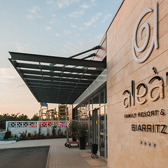 Отель Alean Family Resort & SPA Biarittz, Геленджик, Краснодарский край