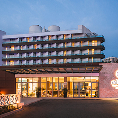 Отель Alean Family Resort & SPA Biarittz, Геленджик, Краснодарский край