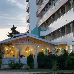 Отель Alean Family Resort & SPA Biarittz, Геленджик, Краснодарский край