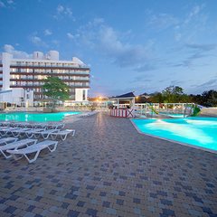 Отель Alean Family Resort & SPA Biarittz, Геленджик, Краснодарский край