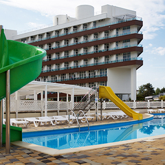 Отель Alean Family Resort & SPA Biarittz, Геленджик, Краснодарский край