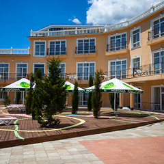 Отель Азор, Крым