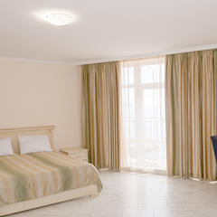 Отель Азор, Крым