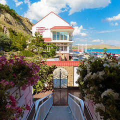 Гостиничный комплекс Белый грифон, Коктебель, Крым