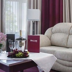 Гостиница Зе Бридж / The Bridge Horel, Санкт-Петербург, Ленинградская область