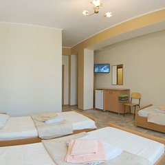 Гостевой дом Флагман, Заозерное, Крым