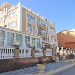 Вилла Золотой Лев, Феодосия, Крым