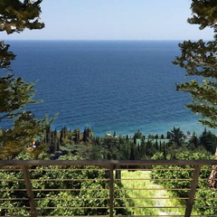 Эко-отель Bungalow Bill / Комплекс Миндальная роща, Алушта, Крым