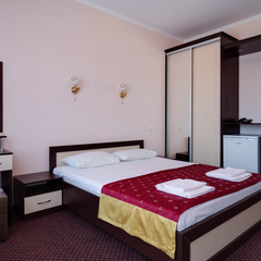 Отель Оазис, Штормовое, Крым