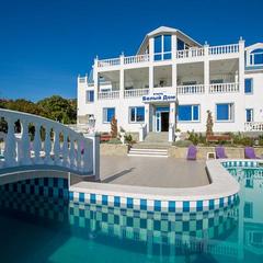 Отель Белый дом, Геленджик, Краснодарский край