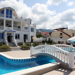 Отель Белый дом, Геленджик, Краснодарский край