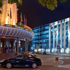 Отель Кроун Плаза / Crowne Plaza, Минская область