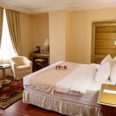 Отель Кроун Плаза / Crowne Plaza, Минская область