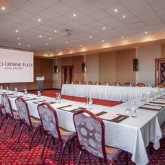 Отель Кроун Плаза / Crowne Plaza, Минская область