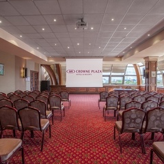 Отель Кроун Плаза / Crowne Plaza, Минская область