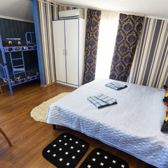 База отдыха Золотая бухта, Пицунда