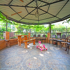 Отель Серебряный Двор, Гагра