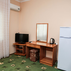 Отель Абхаз-Лео (бывш. Лоза), Гагра