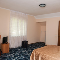 Отель Абхаз-Лео (бывш. Лоза), Гагра