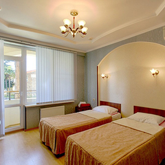 Клуб-отель Дельфин, Пицунда