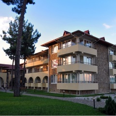 Клуб-отель Дельфин, Пицунда